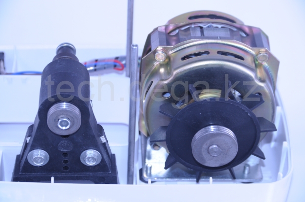 Мотор  (Ручного станка для обработки линз) - товары для оптики, фото №